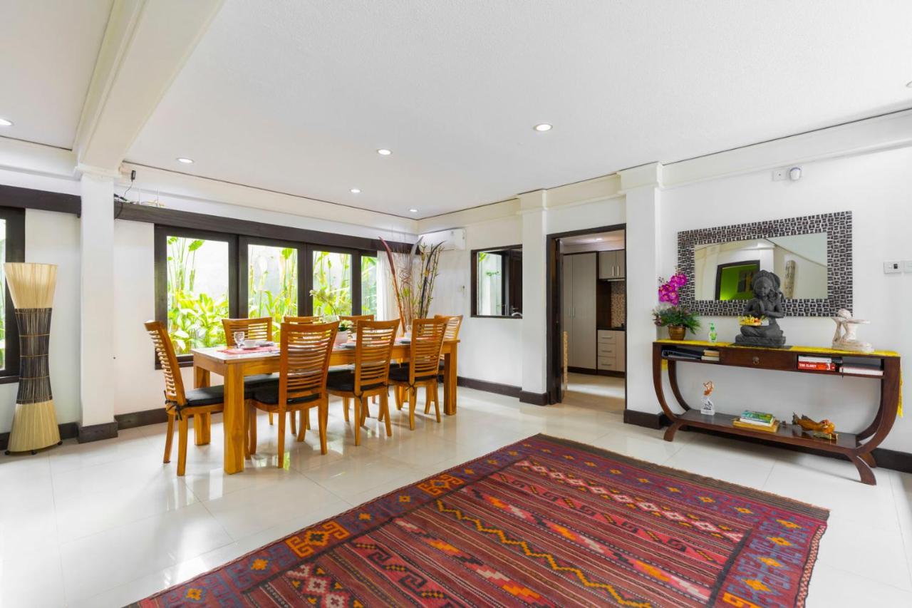 Villa Kibbi Seminyak Exterior foto