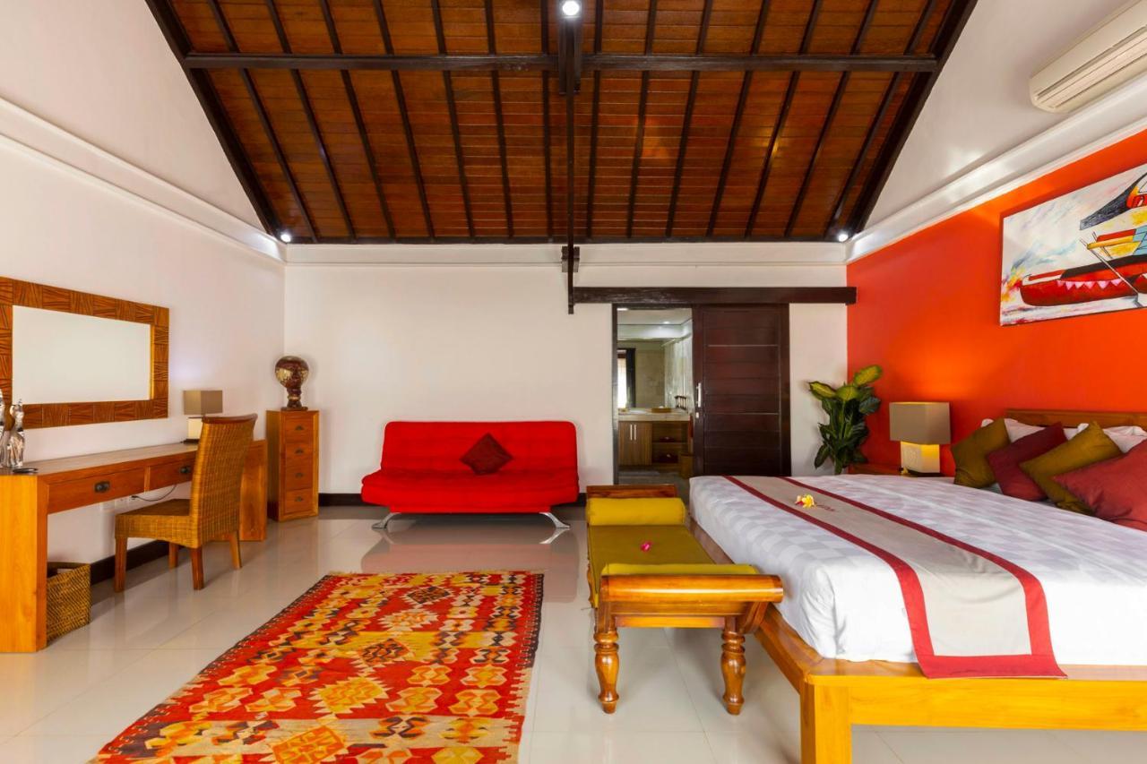 Villa Kibbi Seminyak Exterior foto